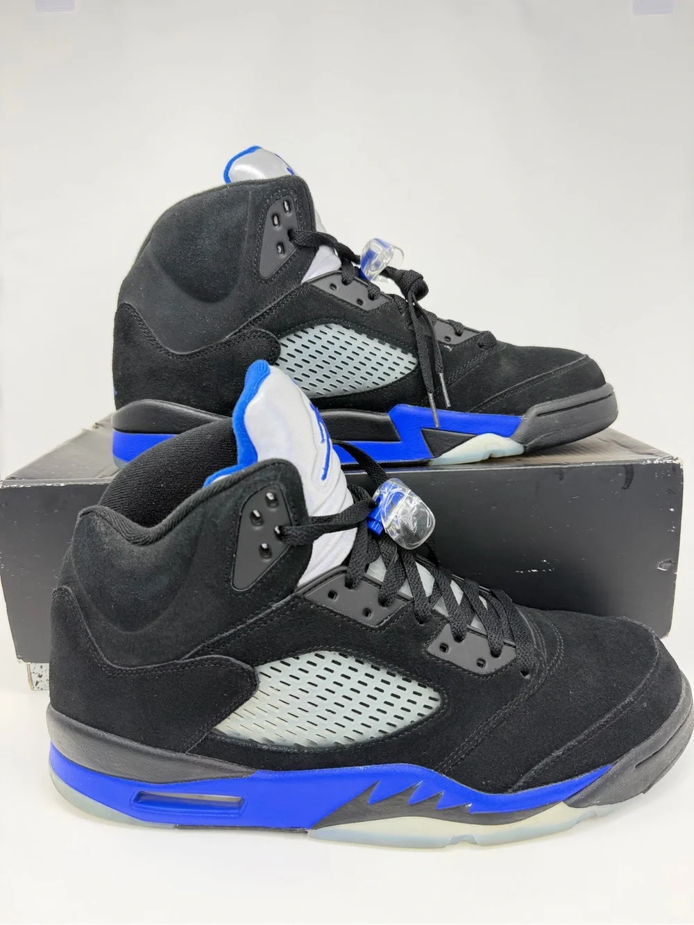 Jordan Men's Black and Royal Blue High-Top Sneakers